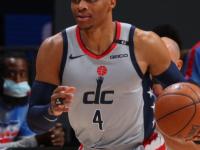 BB体育-巴黎圣日耳曼带队取胜！，莎拉波娃重要时刻表现优异观众掌声雷动(巴黎圣日耳曼转会最新消息)